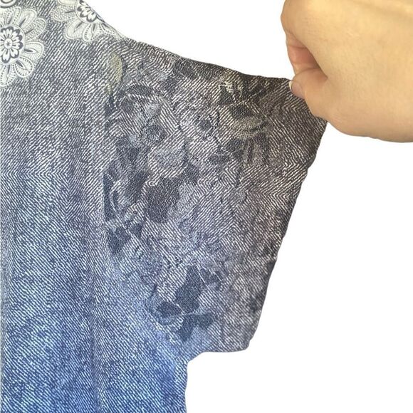 Sacred Threads NWT Gray Design Tunic with Sheer Lace Sleeve. Size S/M - Picture 3 of 9